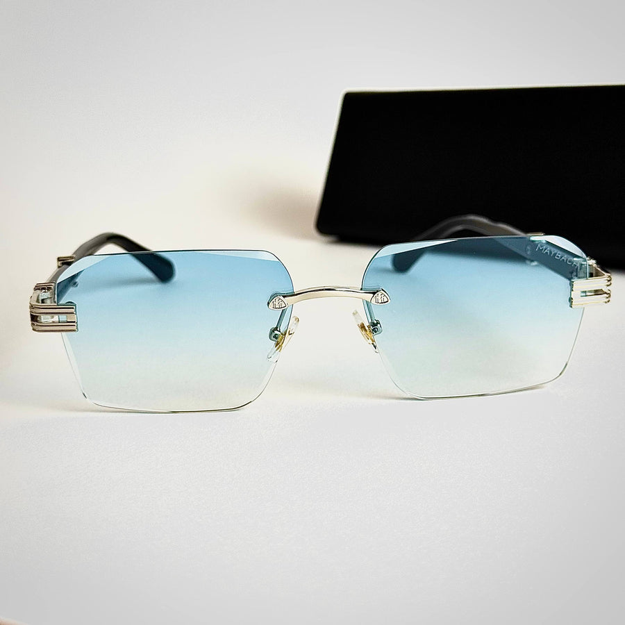 Maybach The Diplomat – Silver Ice Blue