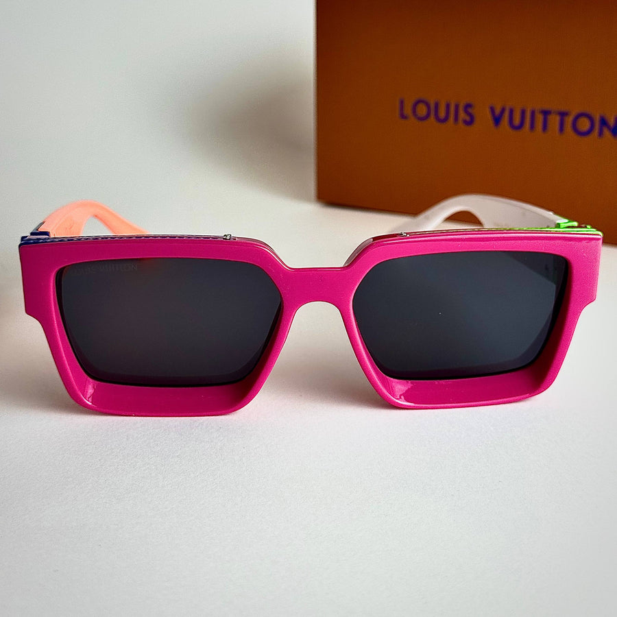 LV Prestige – Neon Pink