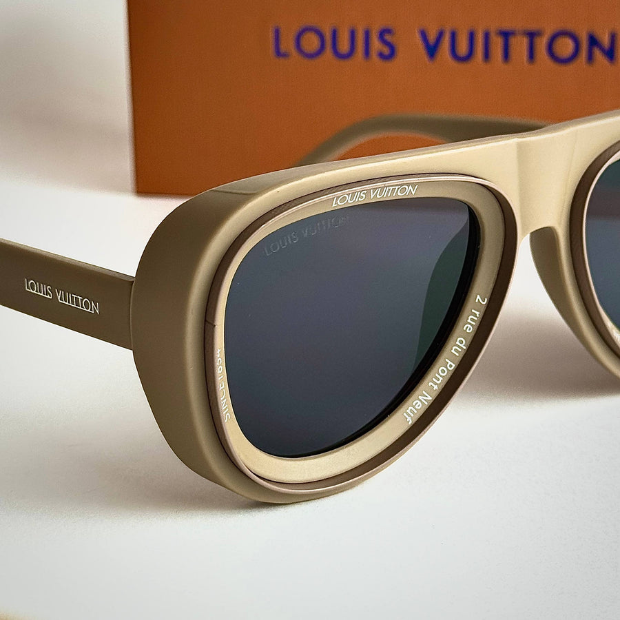 LV Pilot – Beige