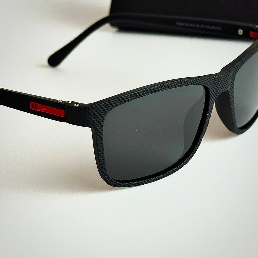 OGA Stealth – Black Red