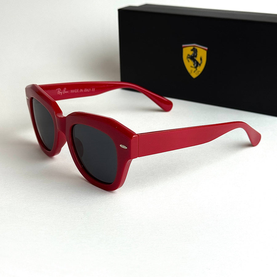 Ray-Ban - Scarlet Red Classic