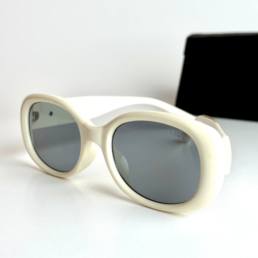 Celine Oval CL40267U – White