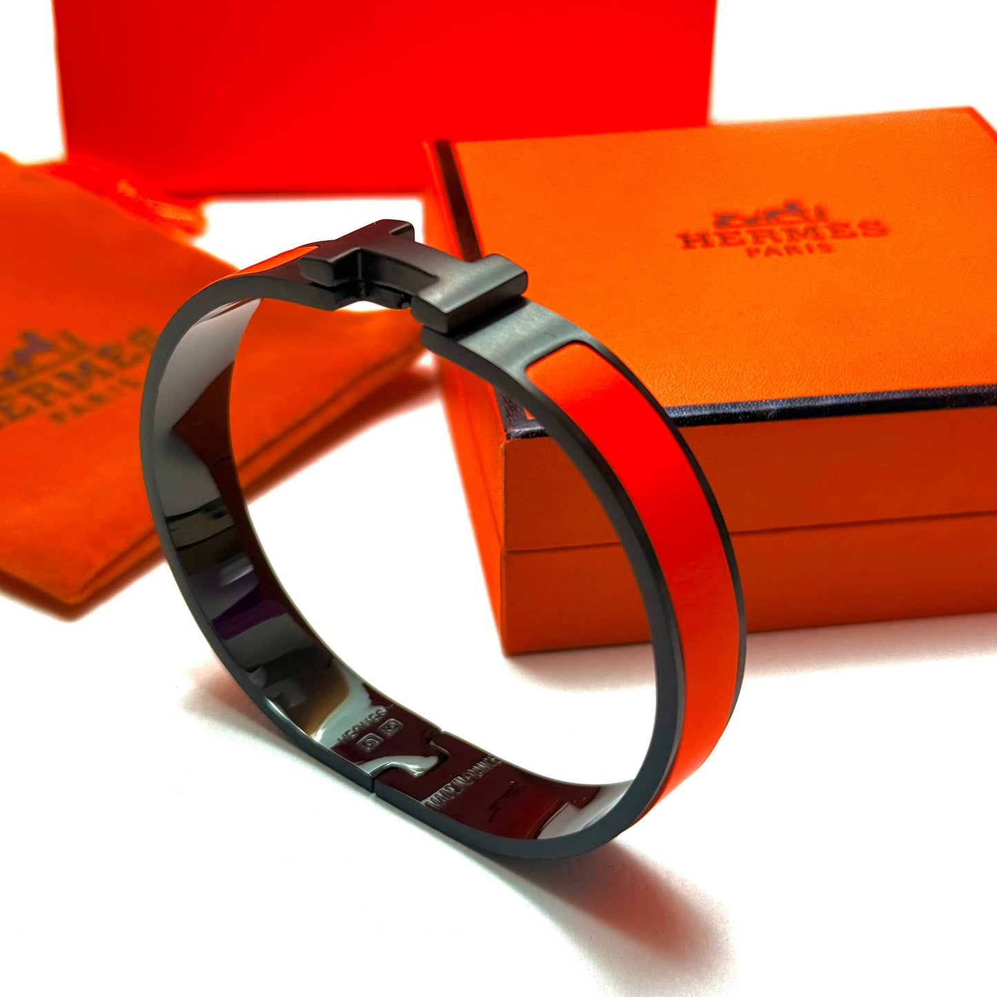 Hermès Clic H — Black Red