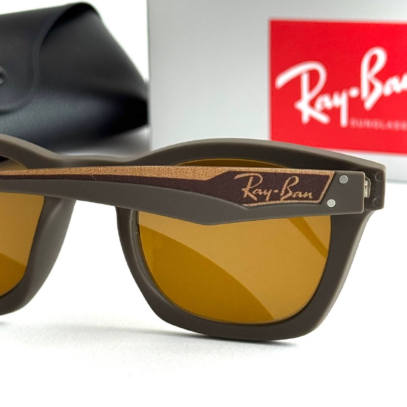 Ray-Ban Ferrari Wayfarer RB2140 – Matte Brown