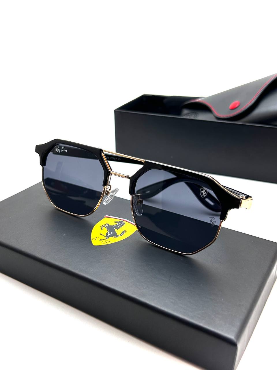 Ray-Ban RB3726M Scuderia Ferrari - Gold Black