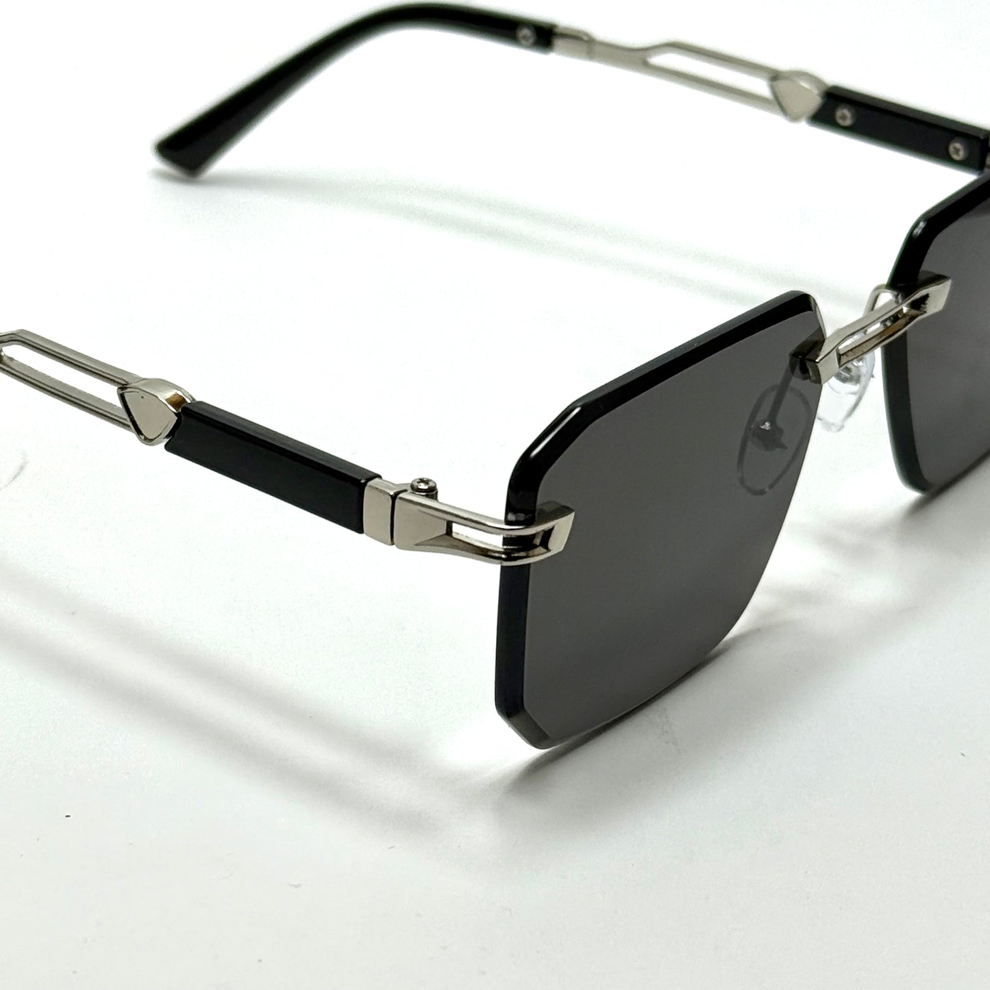 Maybach Rimless Prestige – Silver Black