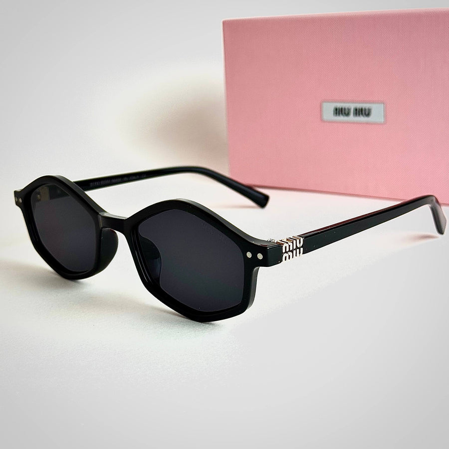 Miu Miu Octagon – Black