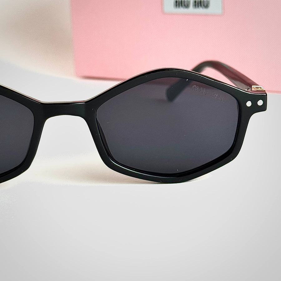 Miu Miu Octagon – Black