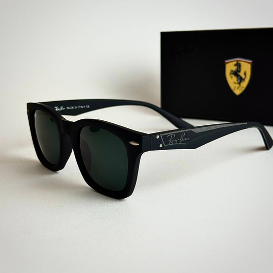 Ray-Ban Wayfarer RB4421 – Matte Black