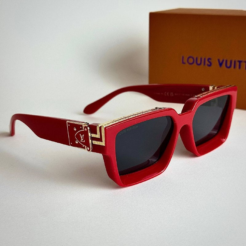 LV Prestige – Red