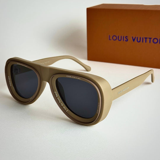 LV Pilot – Beige
