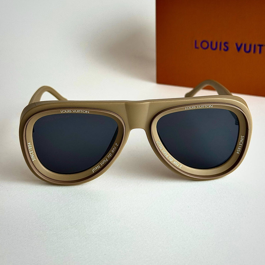 LV Pilot – Beige