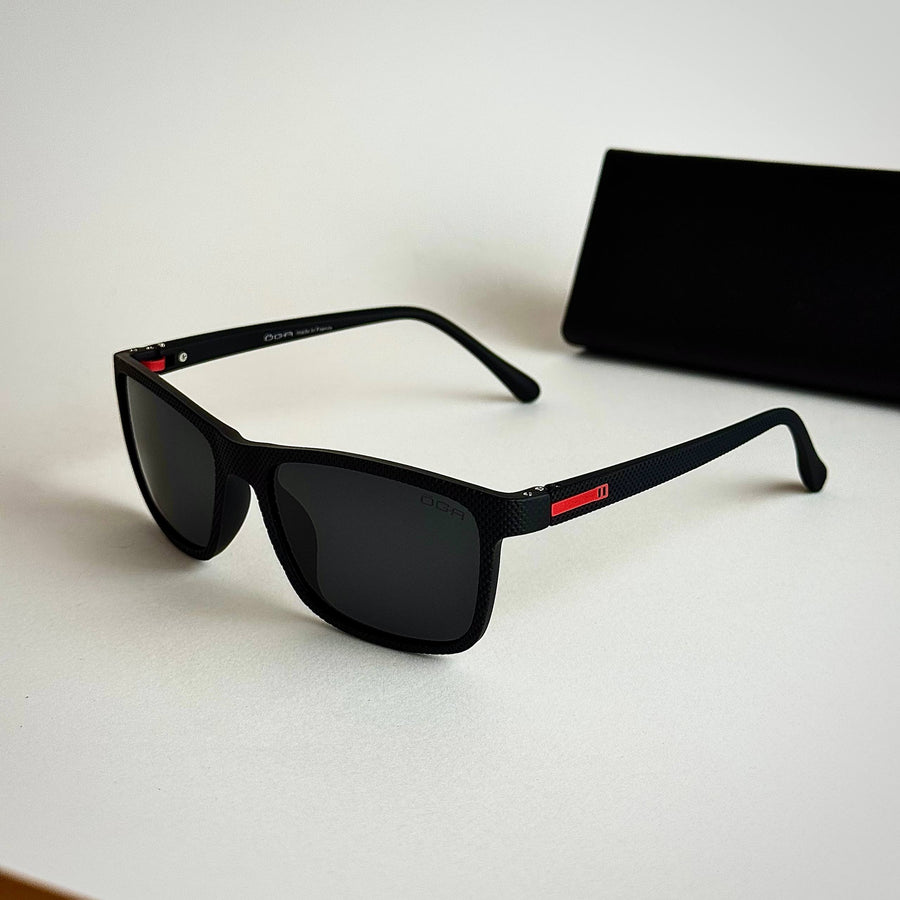 OGA Stealth – Black Red