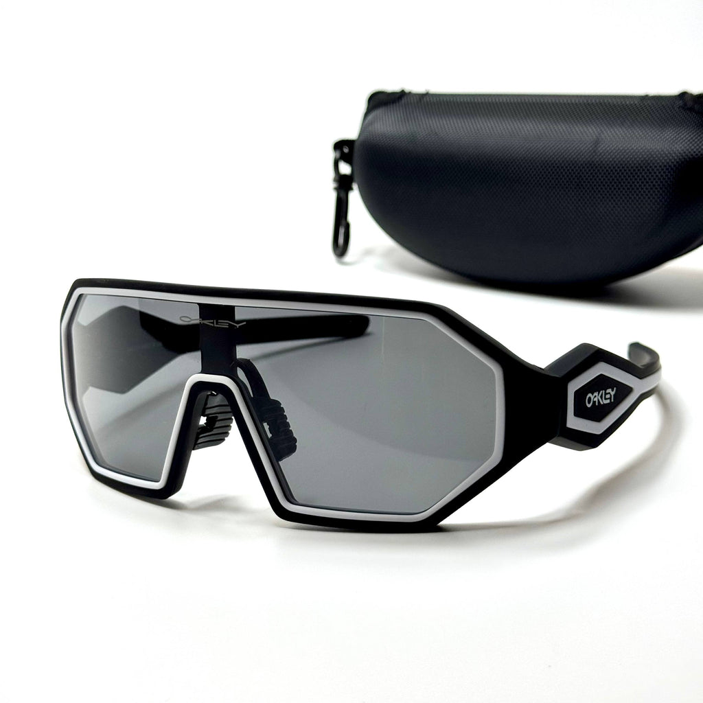 Oakley Shield Sutro OO9406 – Black white