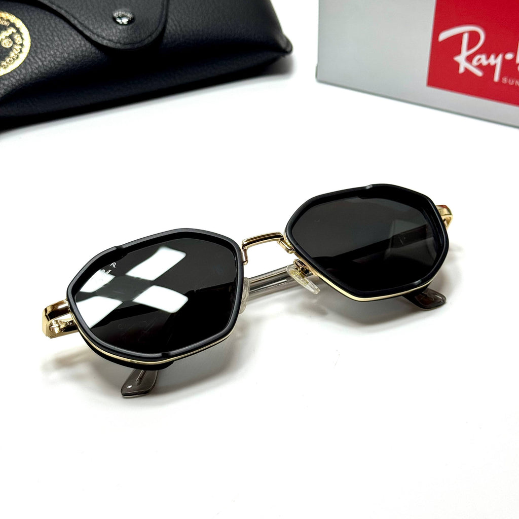Ray-Ban Geometric RB3765 – Black Gold Grey