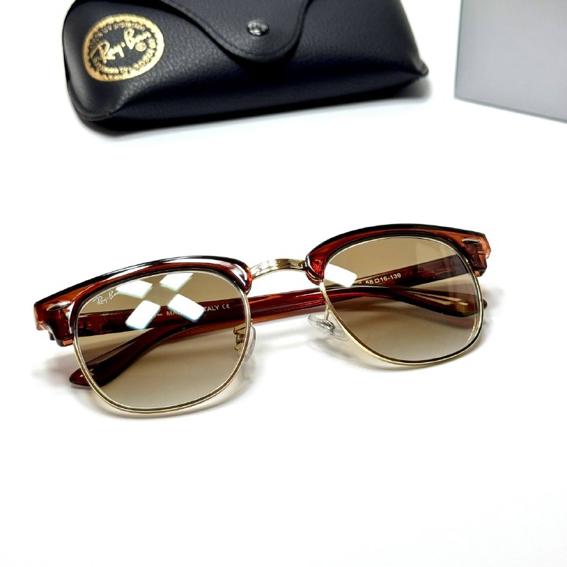 Ray-Ban Clubmaster RB3016 – Gold Brown