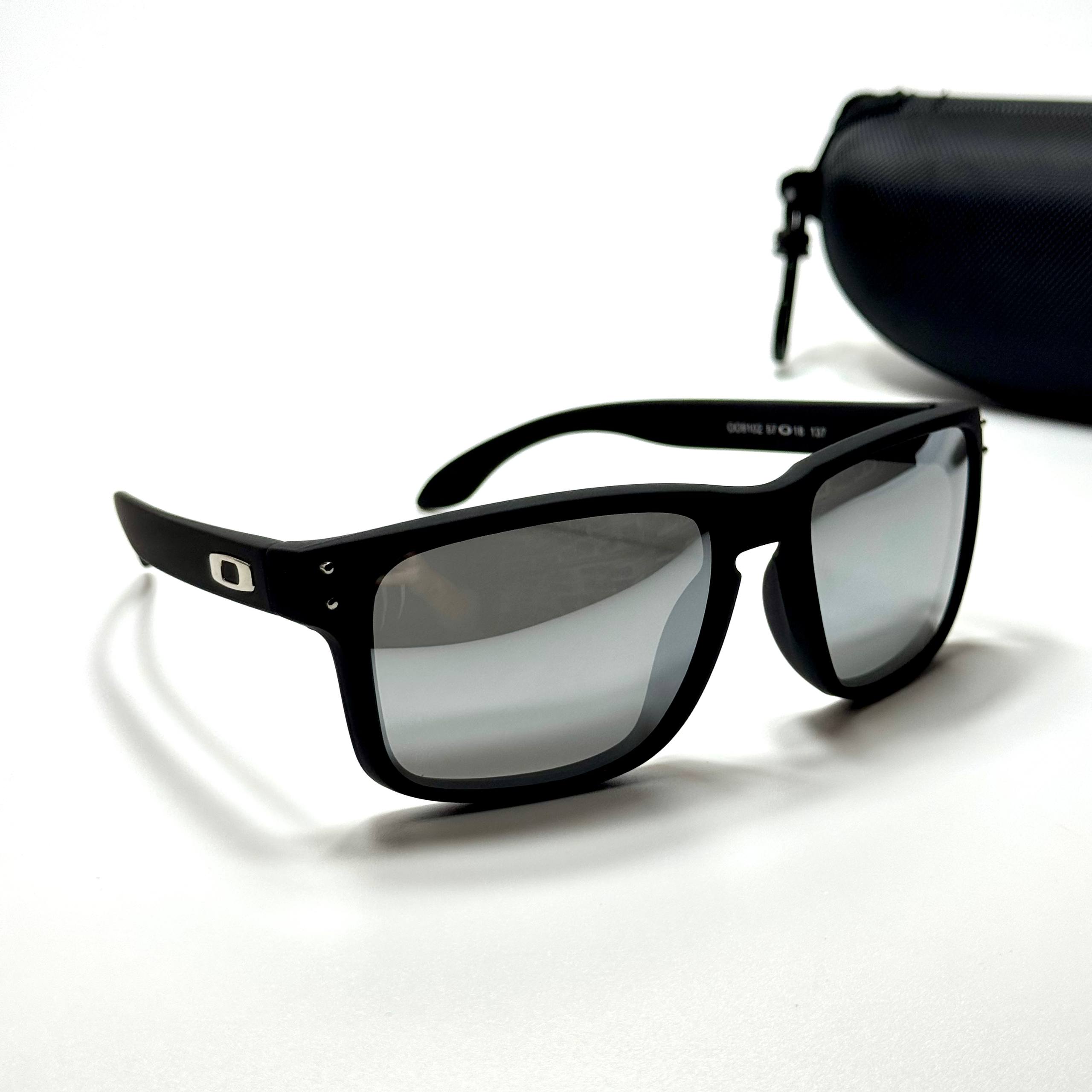 Oakley Square OO9102 – Black Mirror