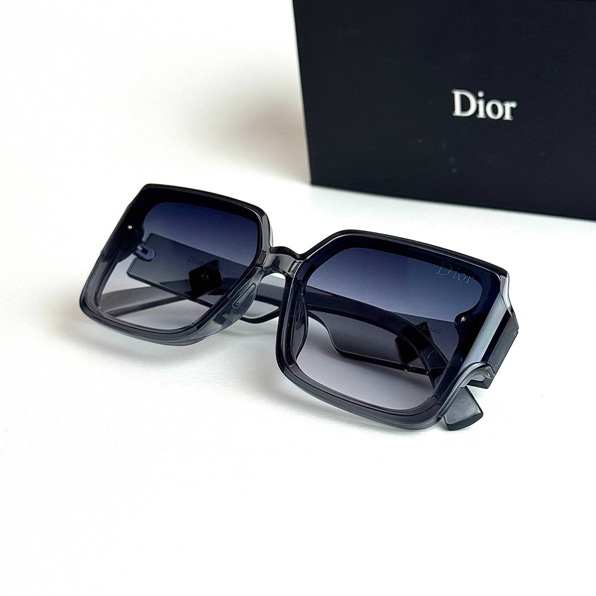 Dior Signature D1U – Grey Gradient
