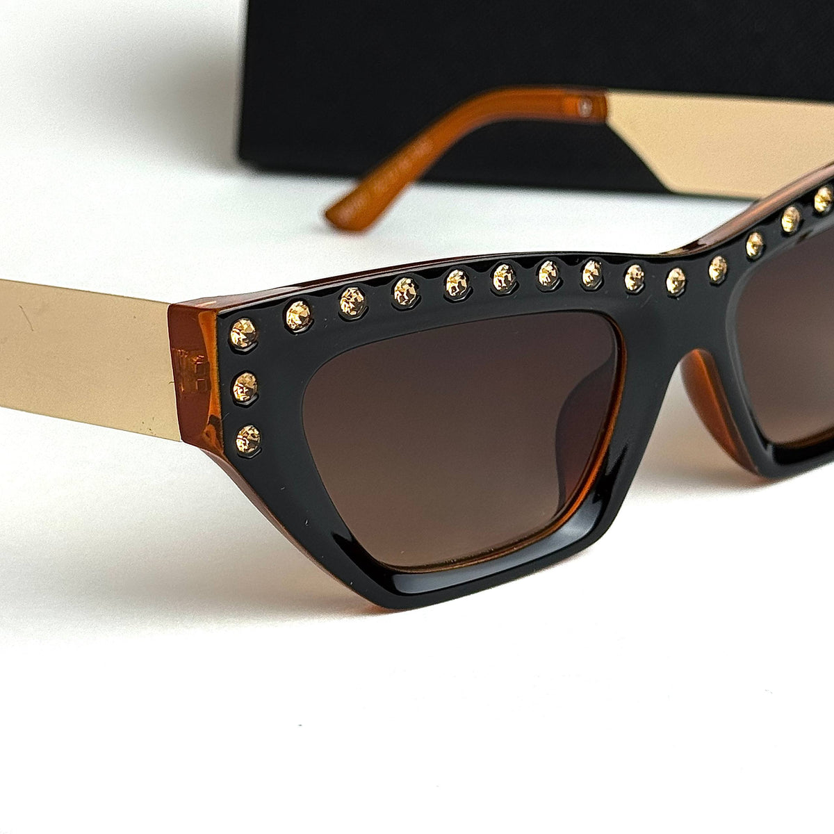 Dolce & Gabbana DG4437 – Gold Brown