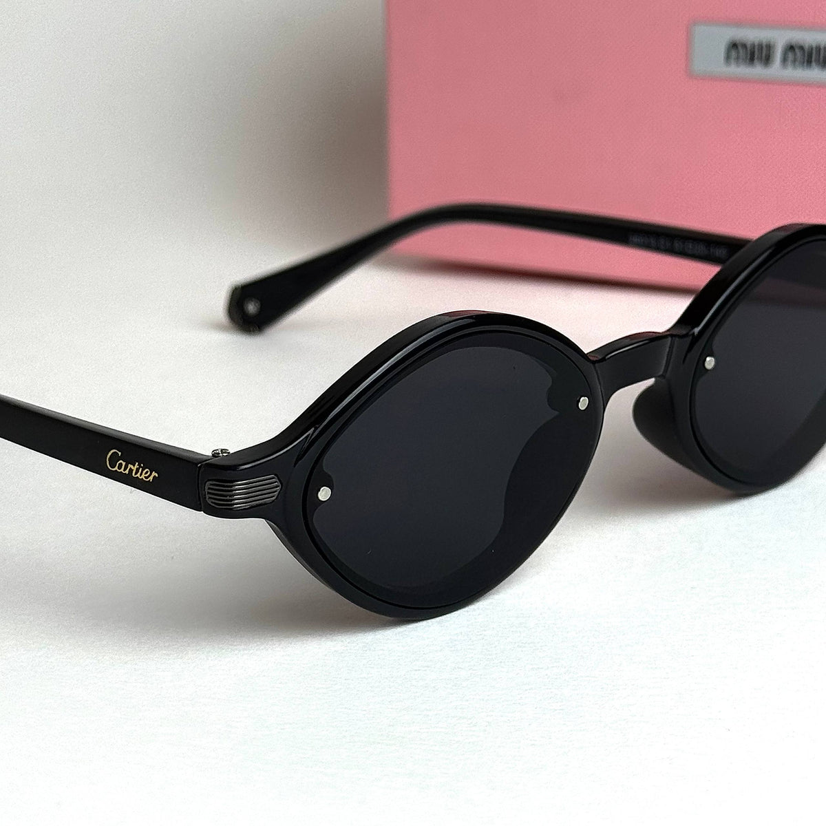 Cartier Oval - Full Black