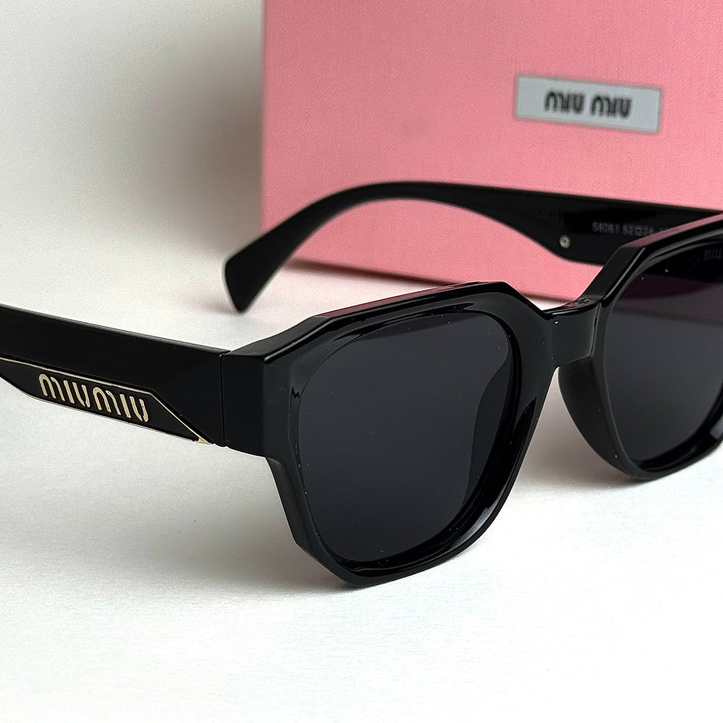 Miu Miu Cat-Eye – Black