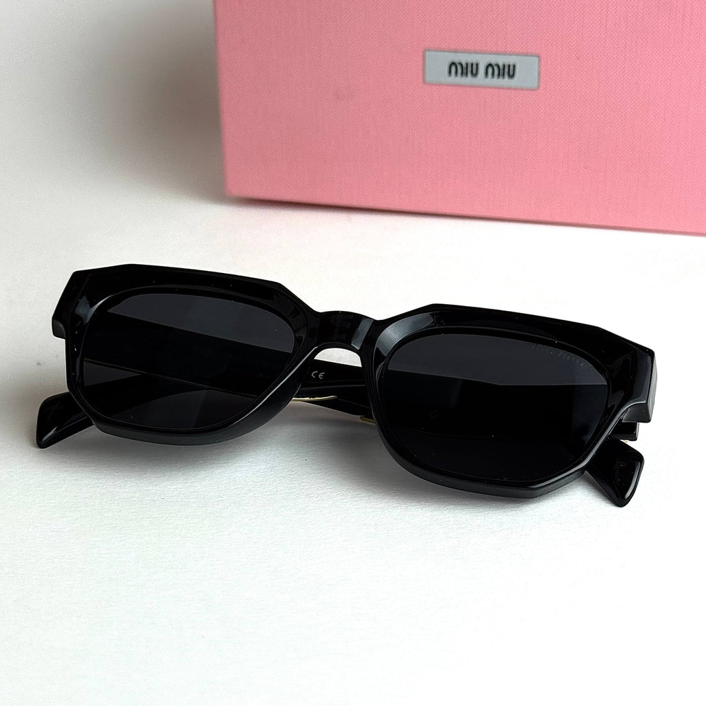 Miu Miu Cat-Eye – Black