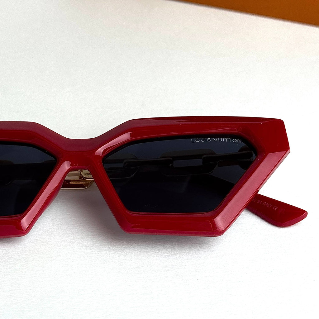 LV Chain Link – Red Gold Black