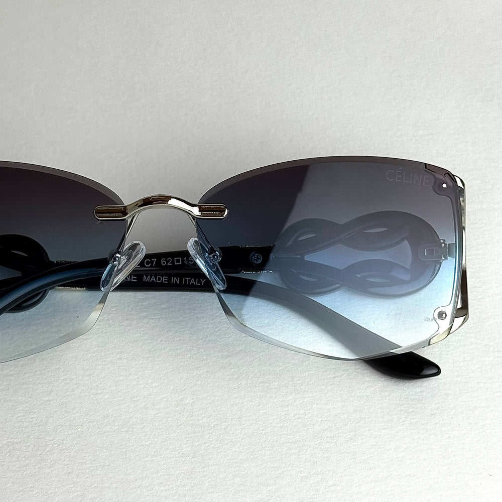 Celine Knot Shield – Black Ice Blue Gradient