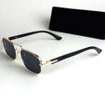 Moscot Rectangular – Gold Black