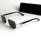 Moscot Rectangular – Gold Black