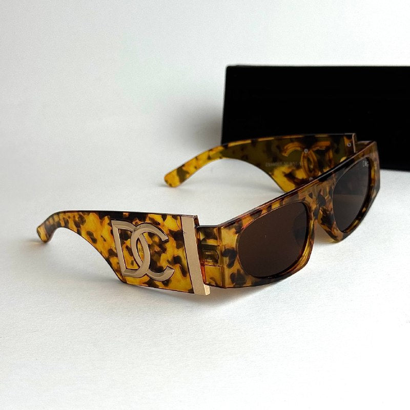 Dolce & Gabbana Shield Rectangular  – Tortoise / Brown