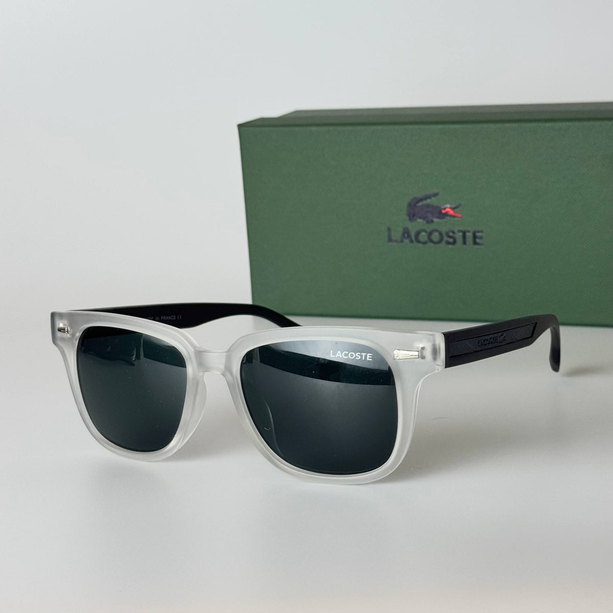 Lacoste L4837S - Transparent White Black