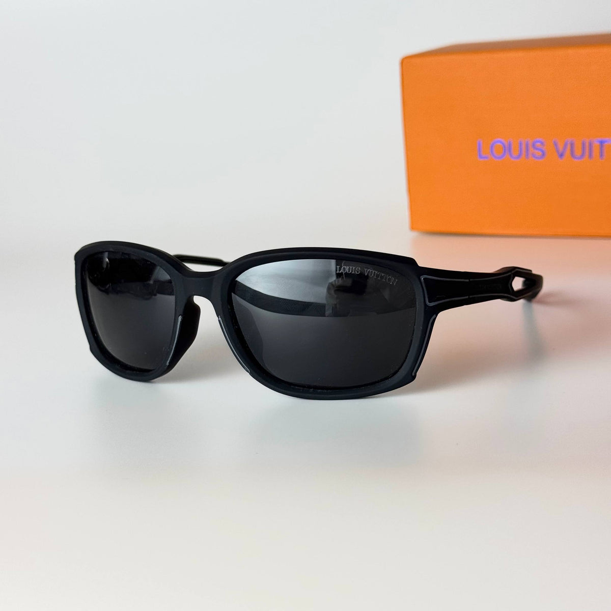 LV Wraparound - Matte Black