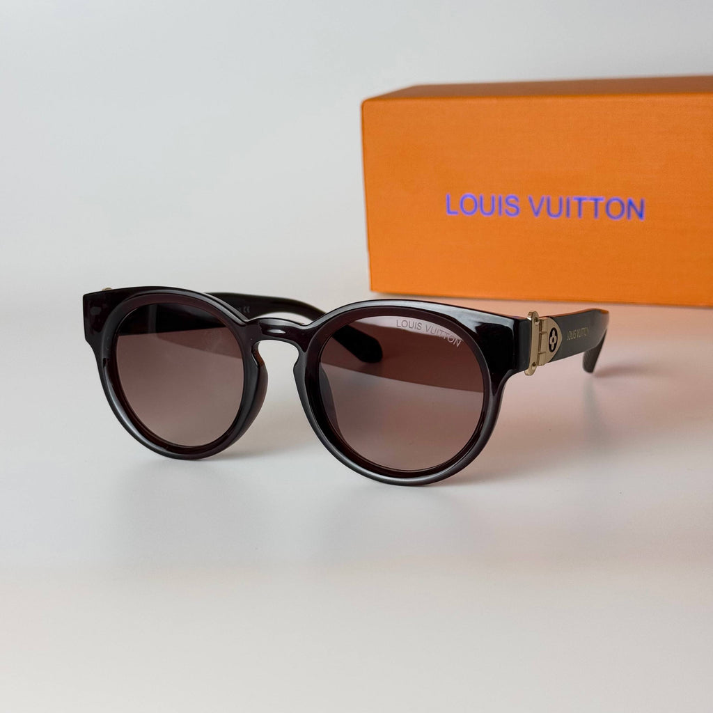 LV4826 Round - Dark Brown