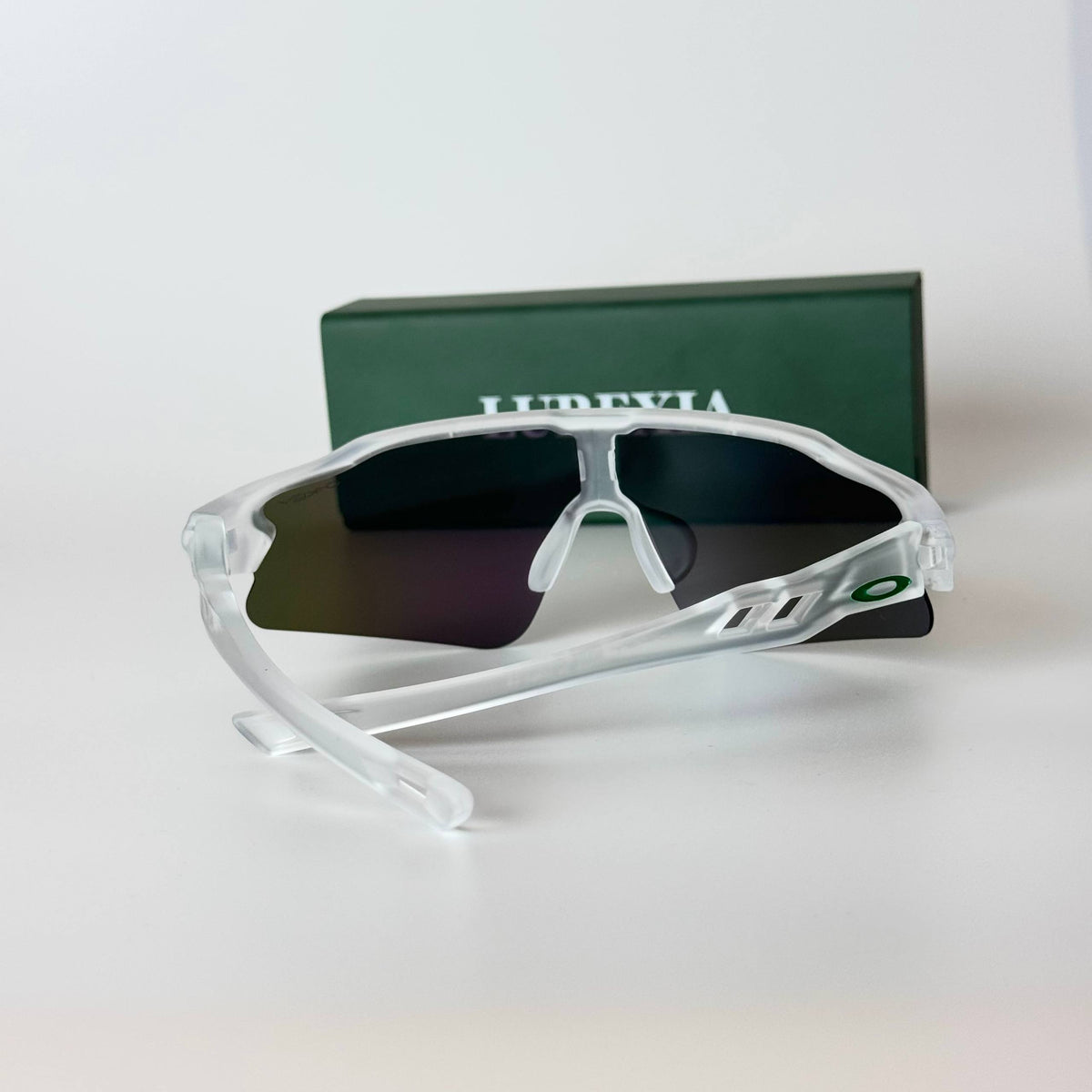 Oakley OK6842 Shield - Transparent White Blue Mirror