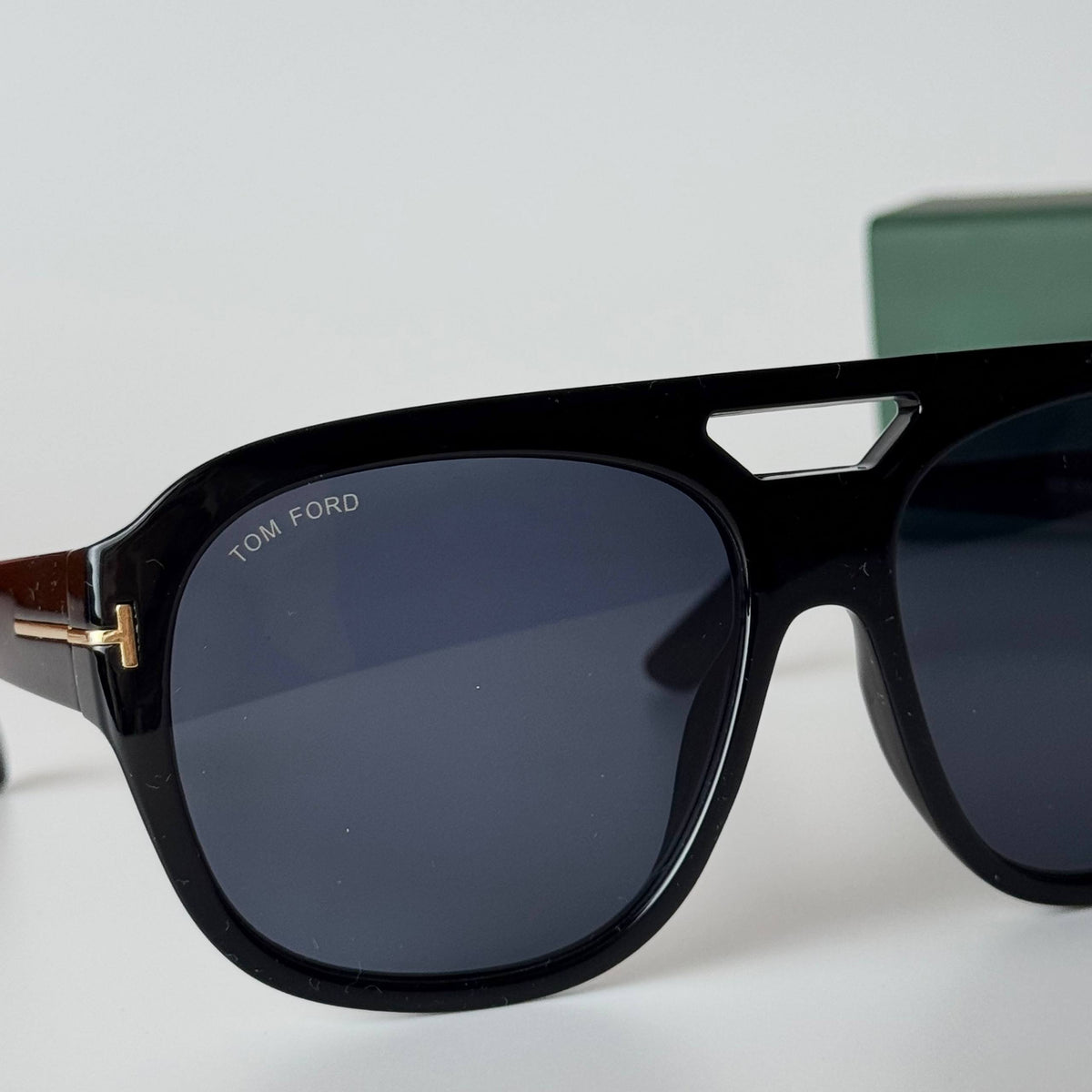 Tom Ford TF-6847 Squarish – Black Grey