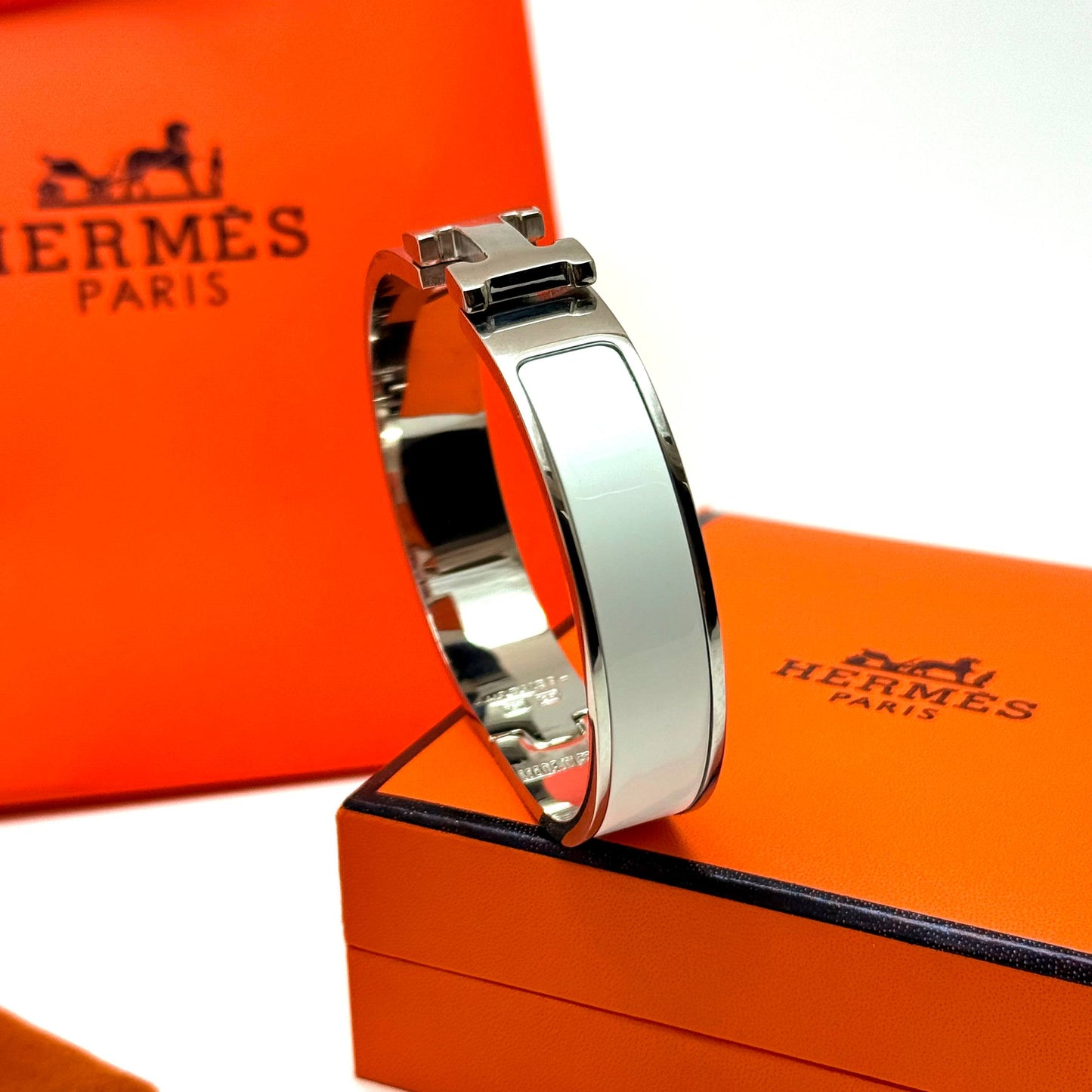 Hermès Clic H — Silver White