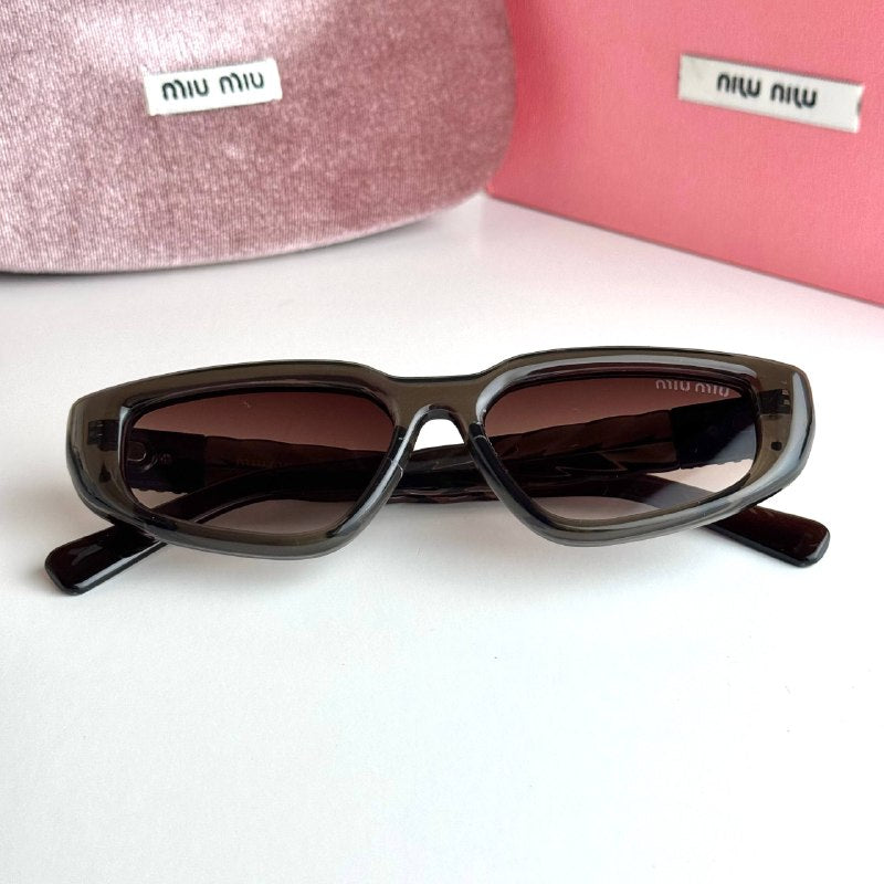 Miu Miu Cat Eye SMU19Z – Brown Gradient