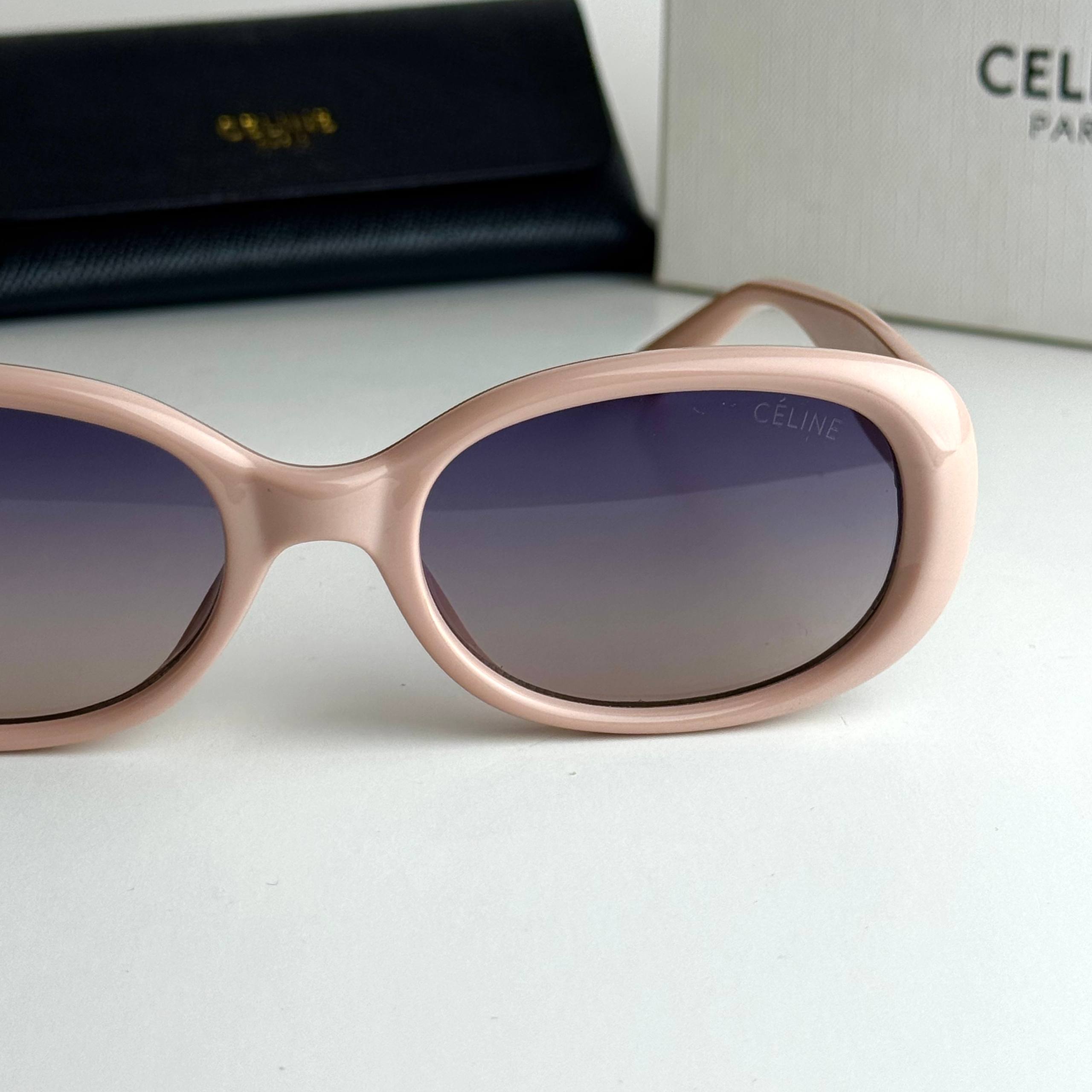 Celine Triomphe Oval – Blush Pink