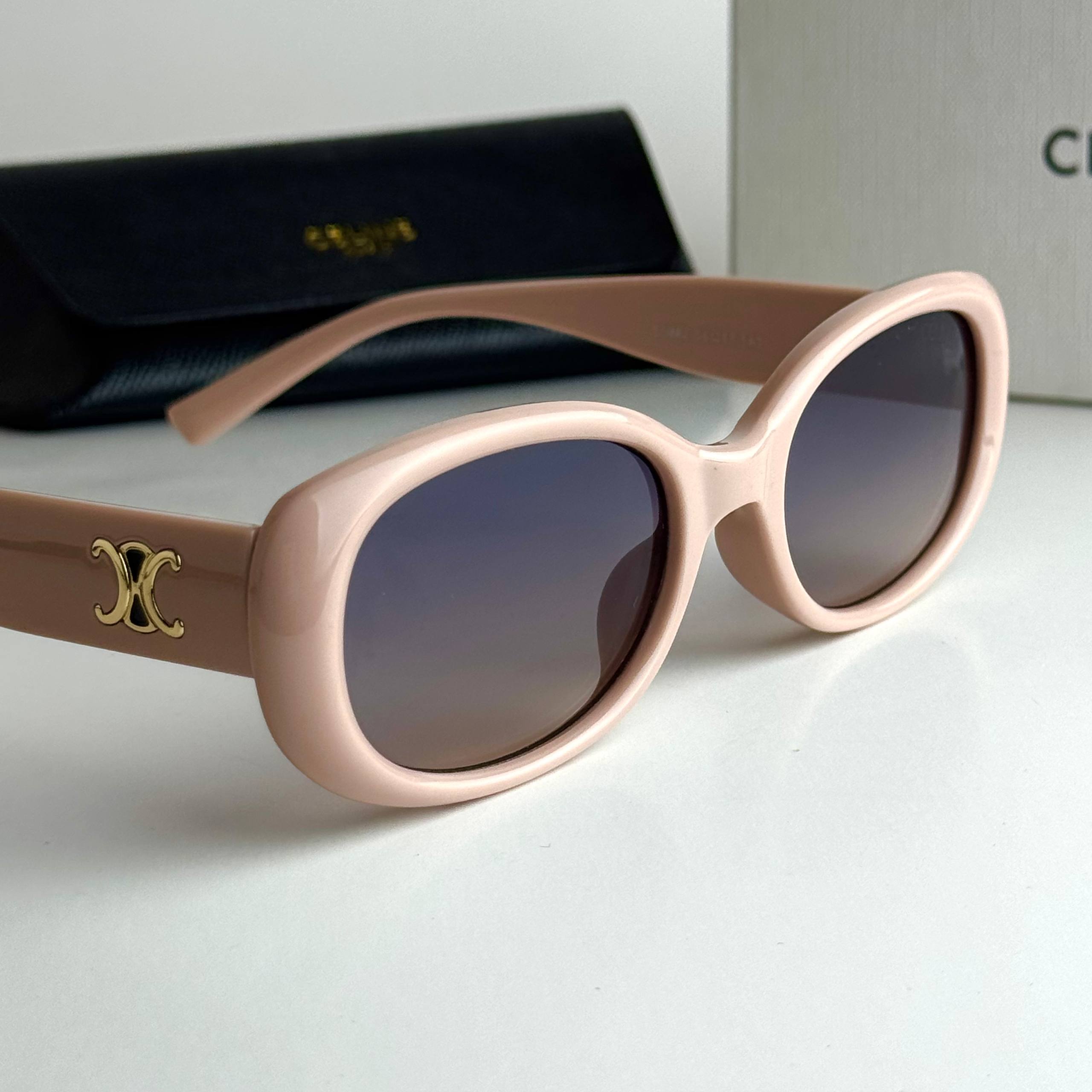 Celine Triomphe Oval – Blush Pink