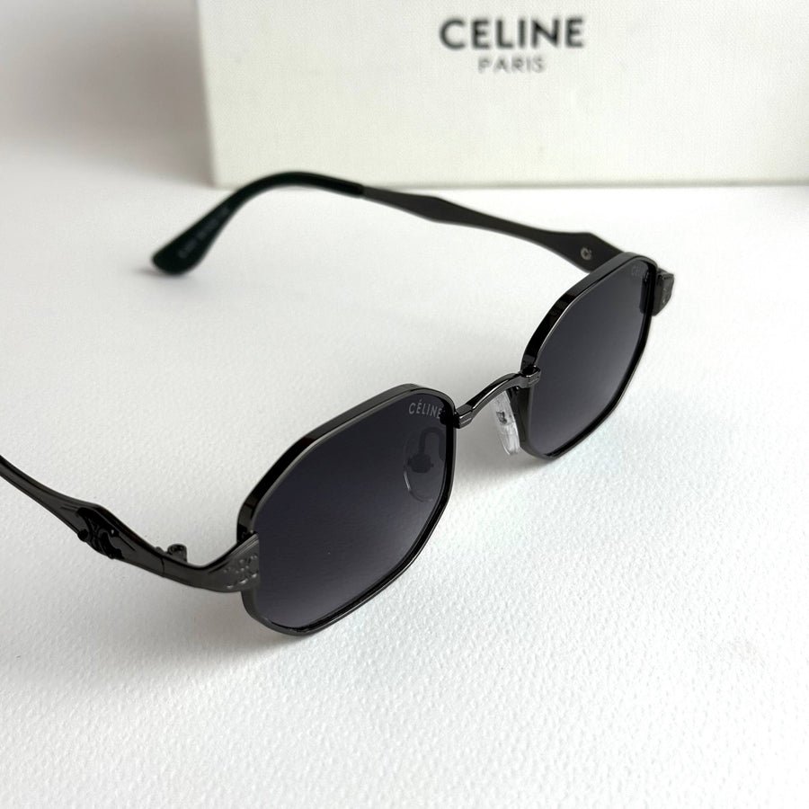 Celine CL40249U Triomphe - Black