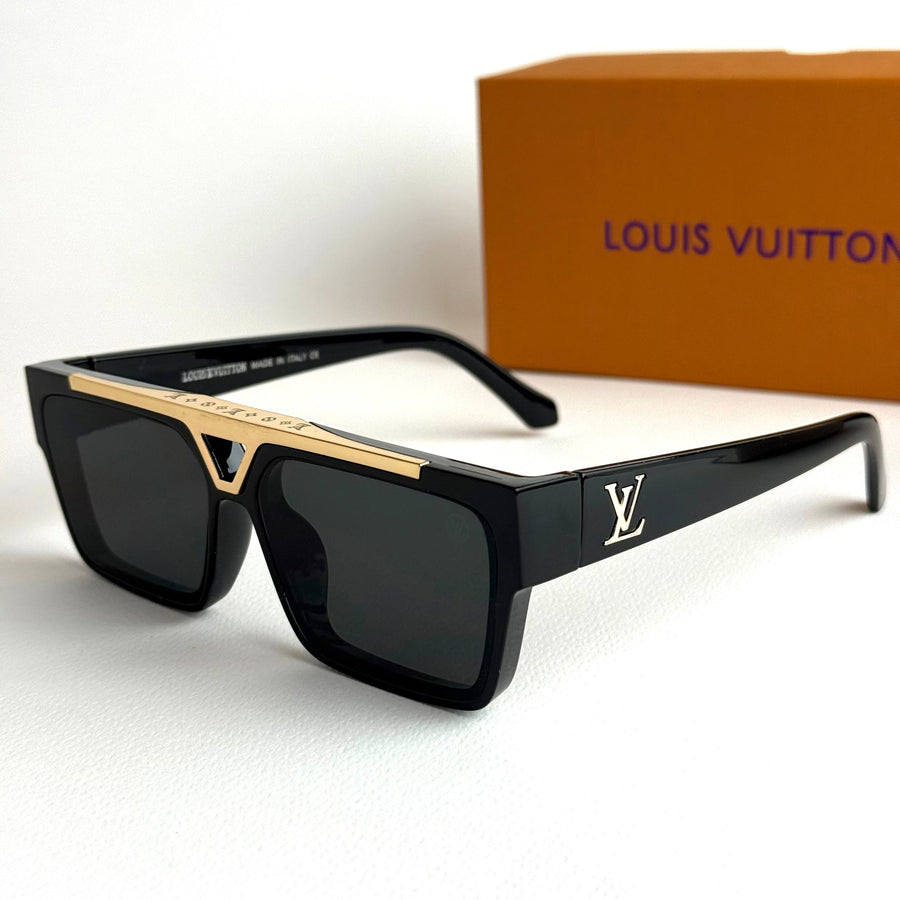 LV Signature – Black Gold