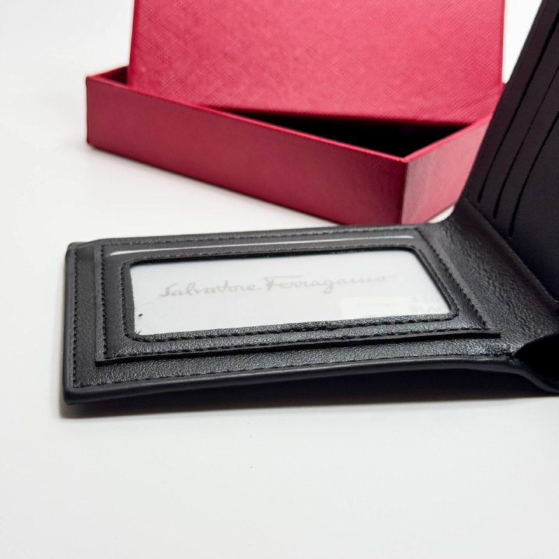 Salvatore Ferragamo Gancini Bifold Wallet – Black