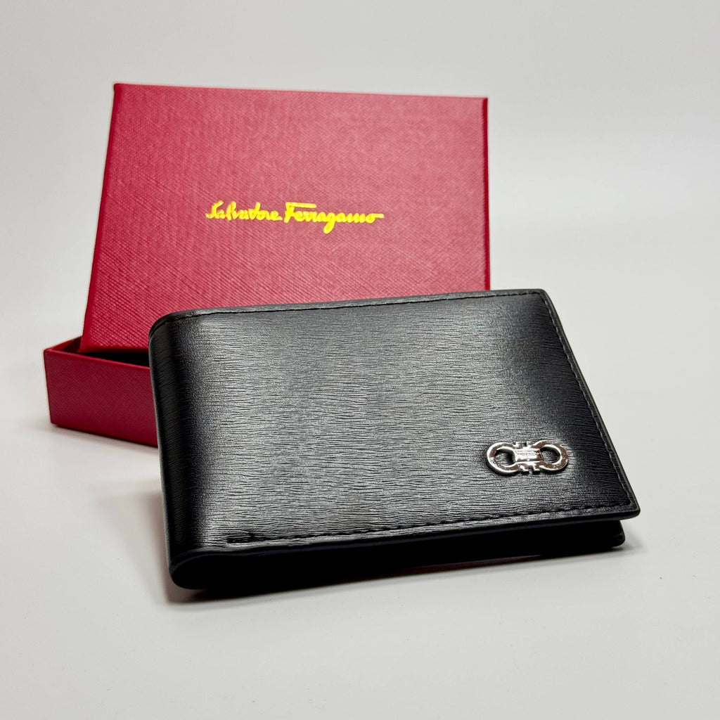 Salvatore Ferragamo Textured Bifold Wallet – Black