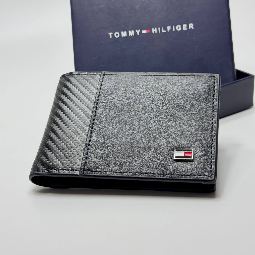 Tommy Hilfiger Carbon-Pattern Bifold Wallet – Black