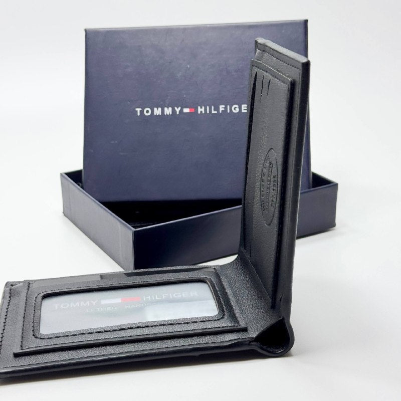 Tommy Hilfiger Carbon-Pattern Bifold Wallet – Black