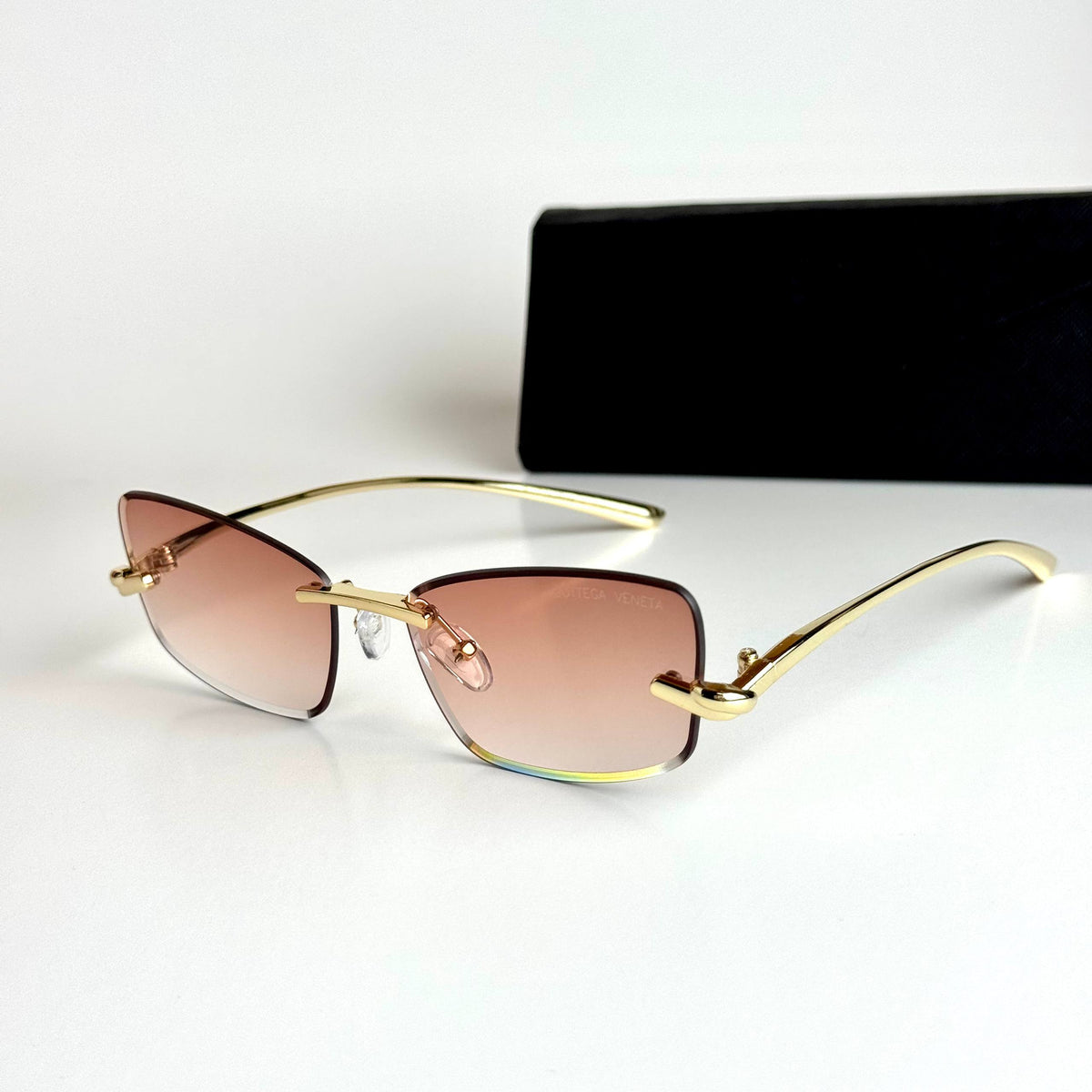 Bottega Veneta BV1325S – Gold Pink