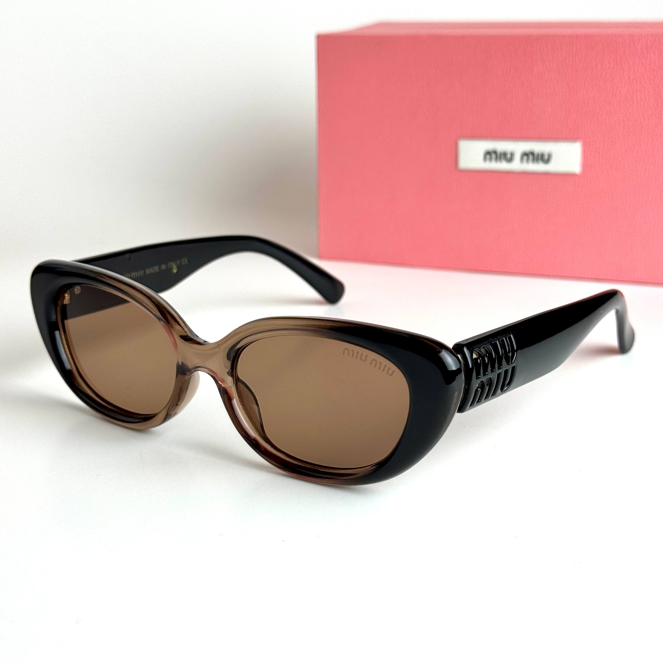 Miu Miu Oval SMU09Z – Black Brown
