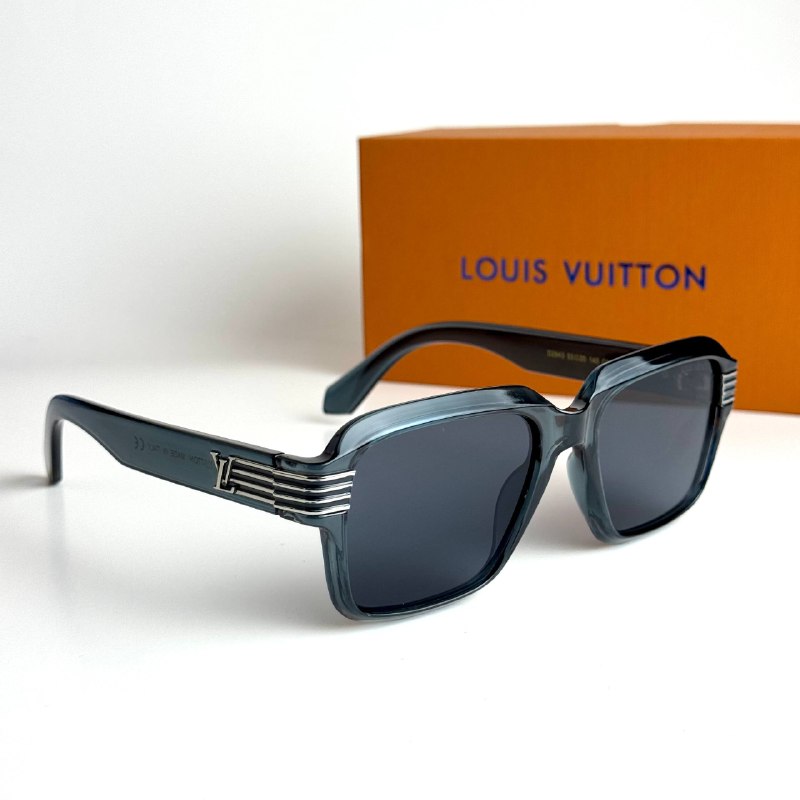 Louis Vuitton LV2457 – Navy Black