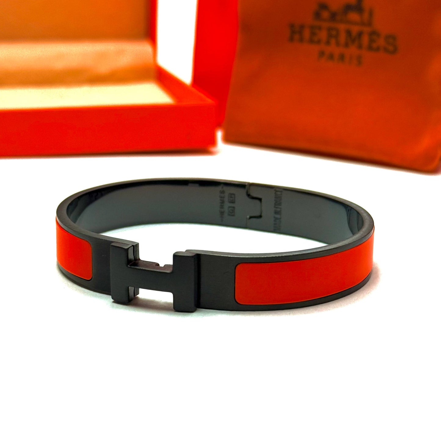 Hermès Clic H — Black Red